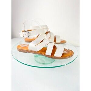 Report Quill Crisscross Sandals White Faux Leather Boho Ankle